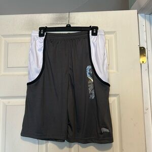 Cougar Sport Shorts Size Medium Gray